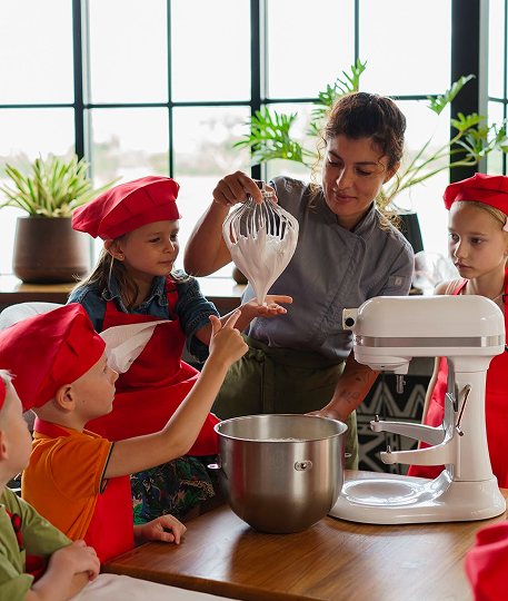 Pastry class with the chef