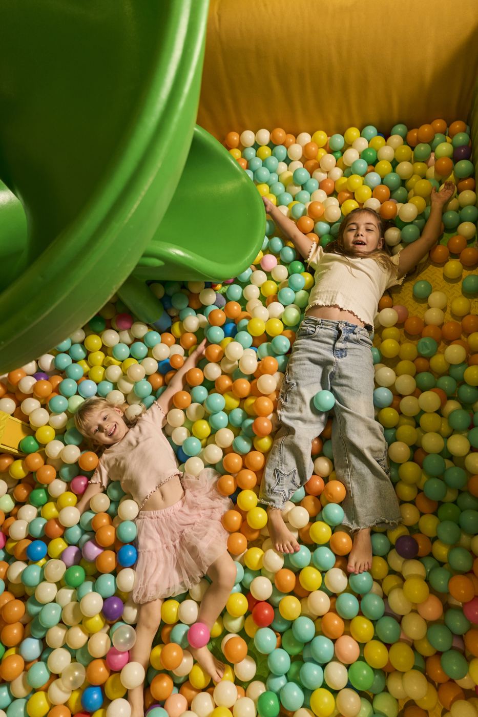 Ball pit