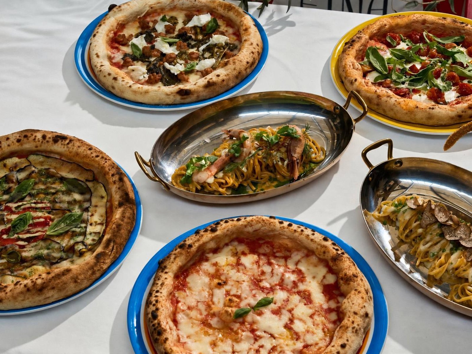 Pizza and pasta on the ETNA table